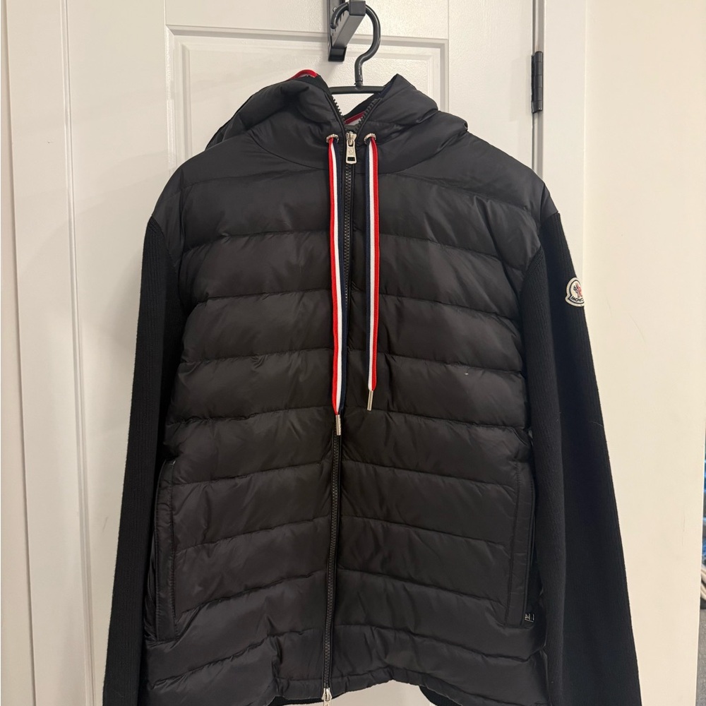 Moncler Black Puffer Jacket Modern Quilted Warmth